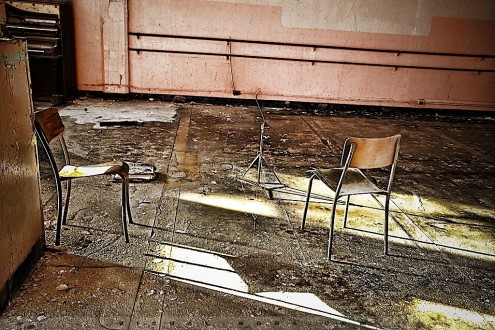 Negro Community Center - chaises