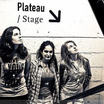 En backstage, The Tinun's