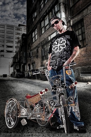 Urban Life - Geneviève, Pat lowrider bike