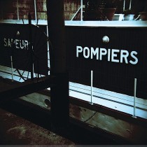 Péniche de pompiers