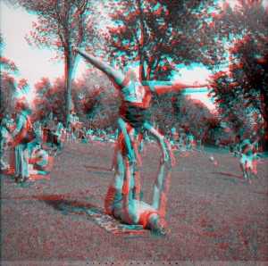 04-Acrobates_Anaglyph_sign